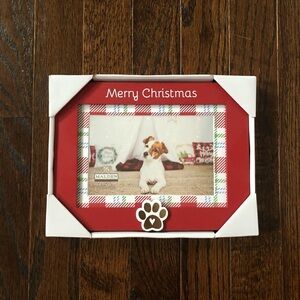 Malden Red ‘Merry Christmas’ Paw Prints (Dog) 4”x6” Single Photo Wooden Frame